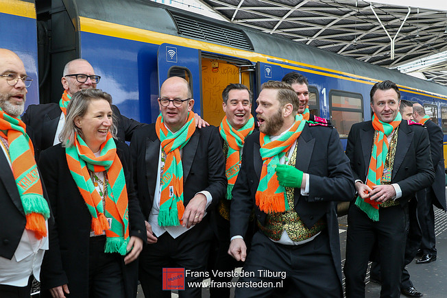 intocht 2023 kruikenstad tilburg - frans versteden intocht 2023 kruikenstad tilburg - frans versteden