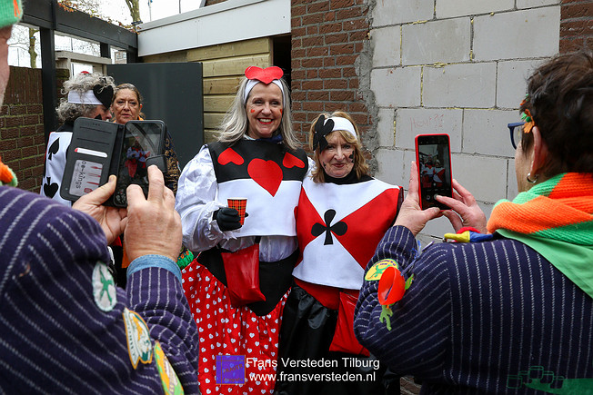 dun opstoet 2023 kruikenstad tilburg - frans versteden dun opstoet 2023 kruikenstad tilburg - frans versteden