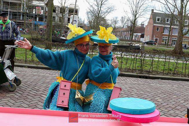 dun opstoet 2023 kruikenstad tilburg - frans versteden dun opstoet 2023 kruikenstad tilburg - frans versteden