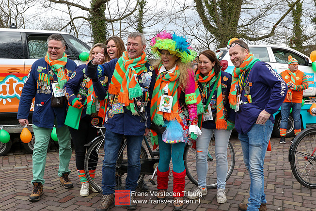 dun opstoet 2023 kruikenstad tilburg - frans versteden dun opstoet 2023 kruikenstad tilburg - frans versteden