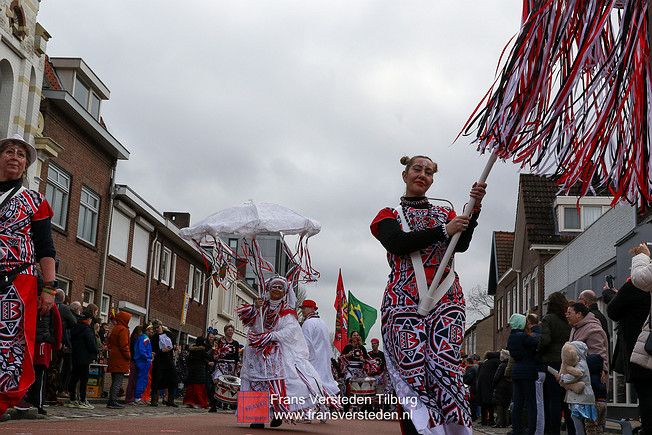dun opstoet 2023 kruikenstad tilburg - frans versteden dun opstoet 2023 kruikenstad tilburg - frans versteden