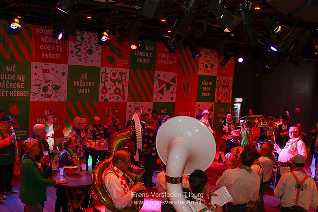 20250228 krasse kruiken karnaval kruikenstad tilburg - frans versteden fotograaf FRVE1819