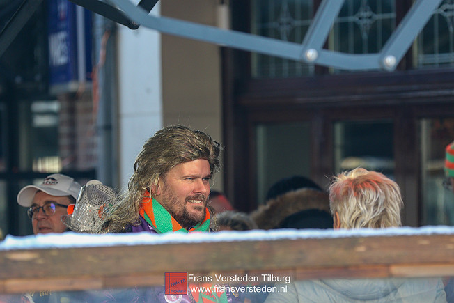opname verbroederingslied kruiken voor kruiken kruikenstad tilburg - frans versteden opname verbroederingslied kruiken voor kruiken kruikenstad tilburg piusplein frans versteden
