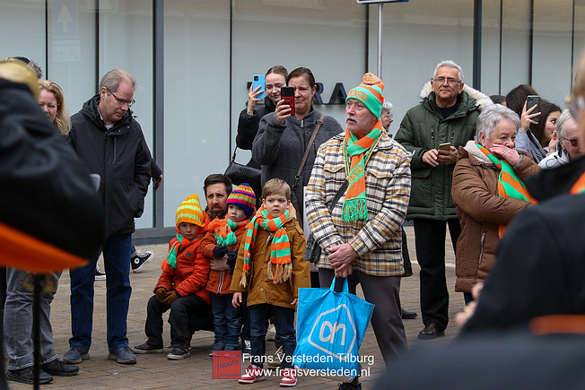 proefblaoze 2023 tilburgse binnenstad kruikenstad - fènpruuvers proefblaoze 2023 tilburgse binnenstad kruikenstad - frans versteden