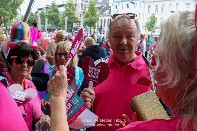 roze maandag tilburgse kermis 2023 - frans versteden roze maandag tilburgse kermis 2023 - frans versteden