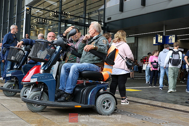 roze maandag tilburgse kermis 2023 - frans versteden roze maandag tilburgse kermis 2023 - frans versteden