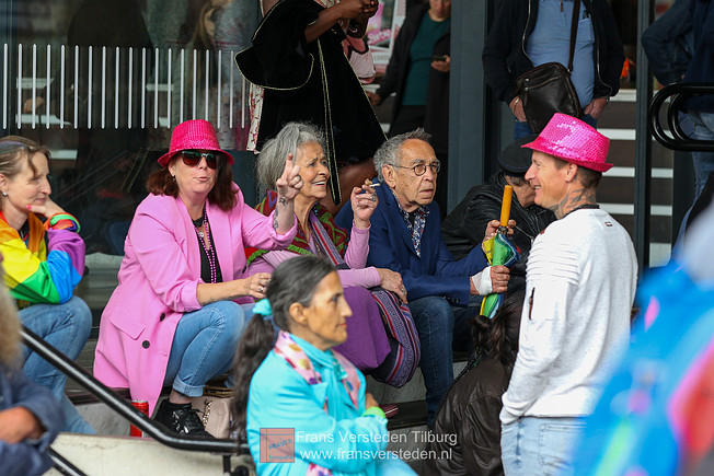 roze maandag tilburgse kermis 2023 - frans versteden roze maandag tilburgse kermis 2023 - frans versteden