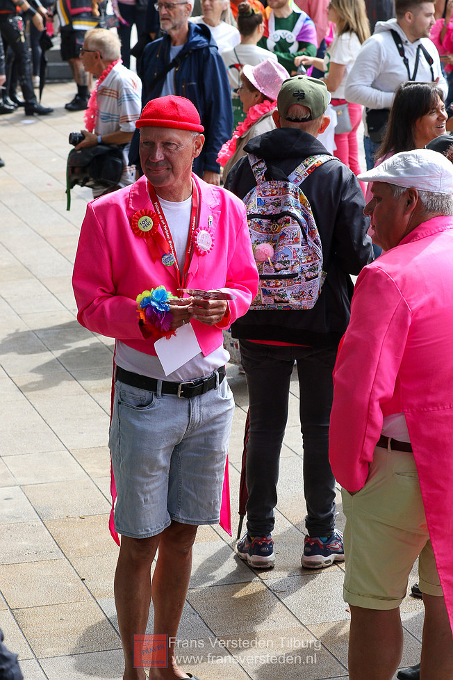 roze maandag tilburgse kermis 2023 - frans versteden roze maandag tilburgse kermis 2023 - frans versteden