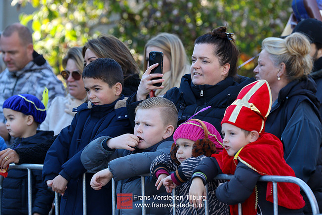 sinterklaas intocht tilburg 2022 - frans versteden sinterklaas intocht tilburg 2022 - frans versteden