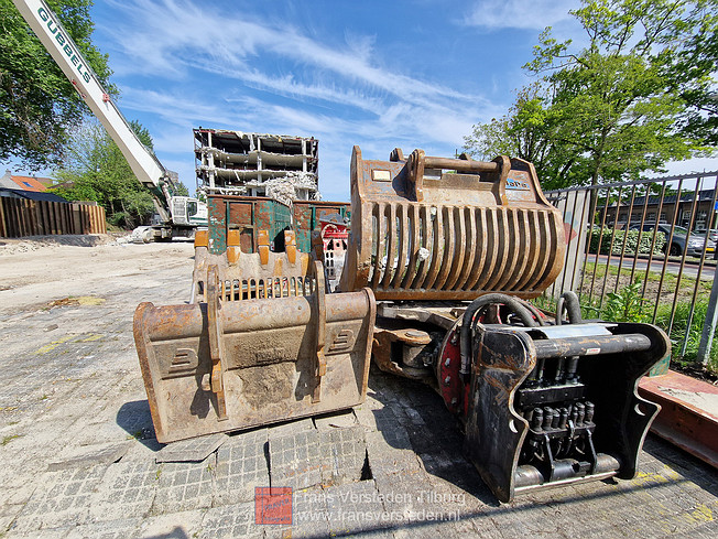 sloop blauwe gebouw spoorzone tilburg - frans versteden sloop blauwe gebouw spoorzone tilburg - frans versteden