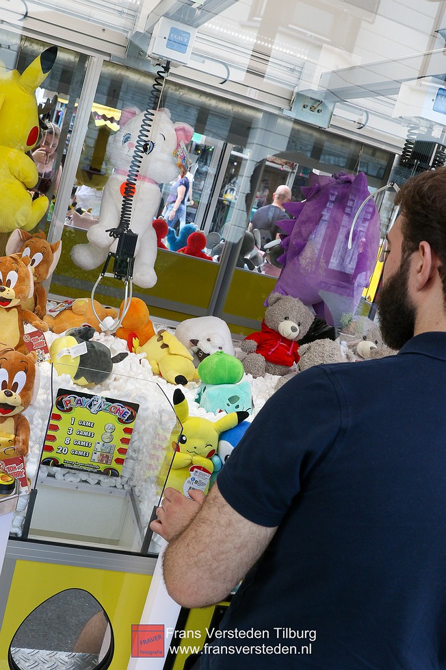 rondje tilburgse kermis maandag 2021 - frans versteden tilburgse kermis 2021 - frans versteden